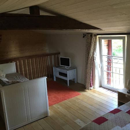 Gite Le Puy Rabasteau Шантони Экстерьер фото